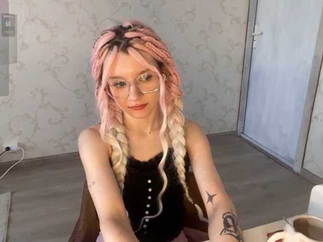 JorniChou live cam on BongaCams