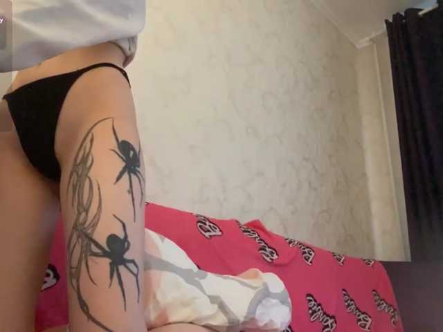 JorniChou live cam on BongaCams