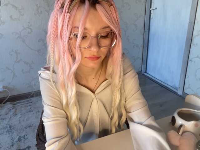 JorniChou live cam on BongaCams