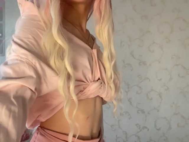 JorniChou live cam on BongaCams