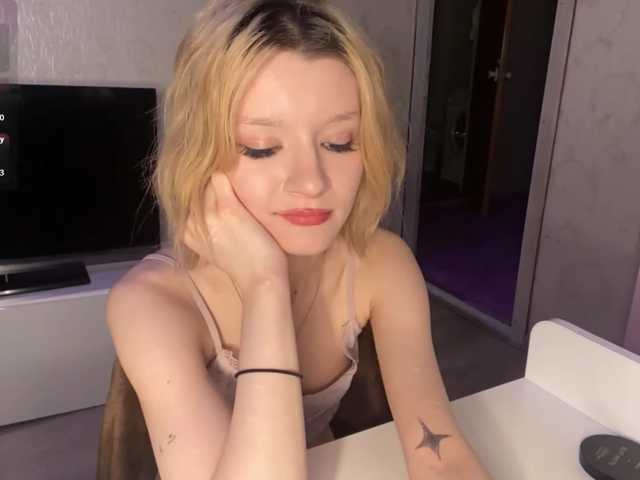 JorniChou live cam on BongaCams