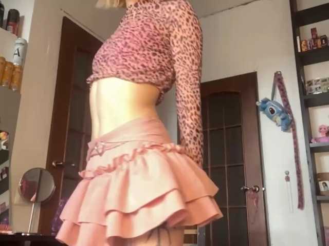 JorniChou live cam on BongaCams