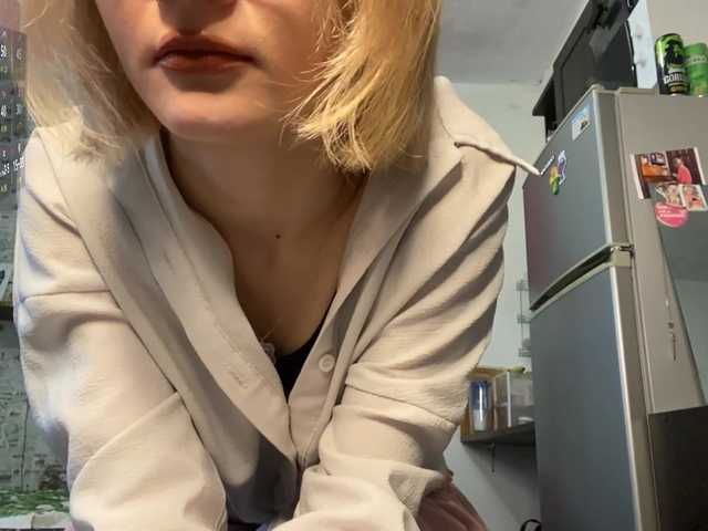 JorniChou live cam on BongaCams