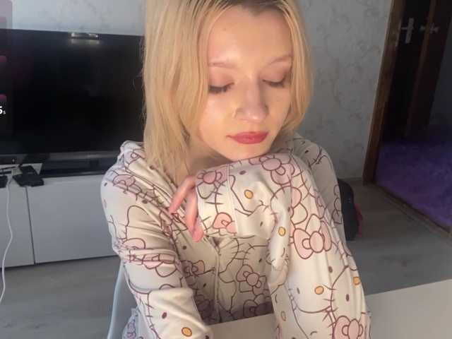 JorniChou live cam on BongaCams
