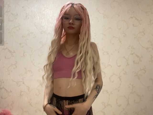 JorniChou live cam on BongaCams