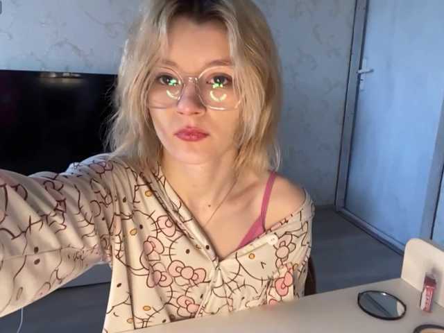 JorniChou live cam on BongaCams