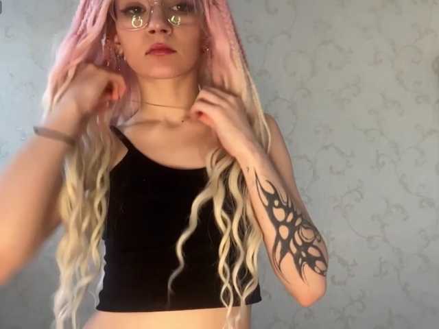 JorniChou live cam on BongaCams