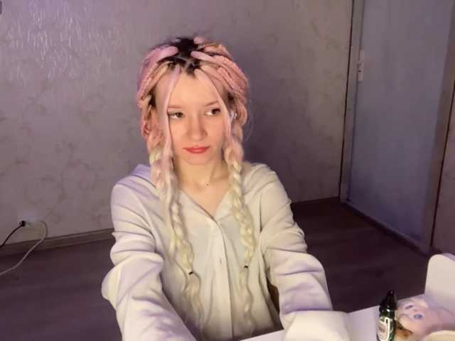 JorniChou live cam on BongaCams