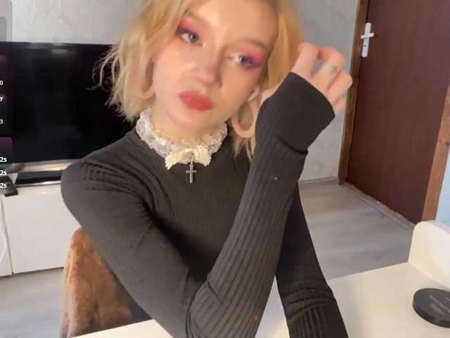 JorniChou live cam on BongaCams