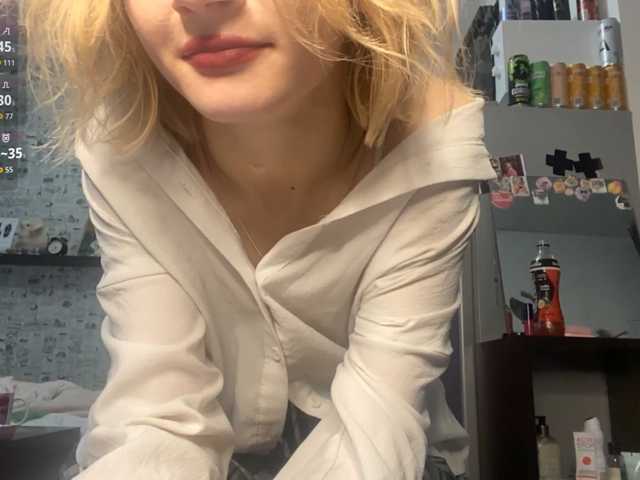JorniChou live cam on BongaCams
