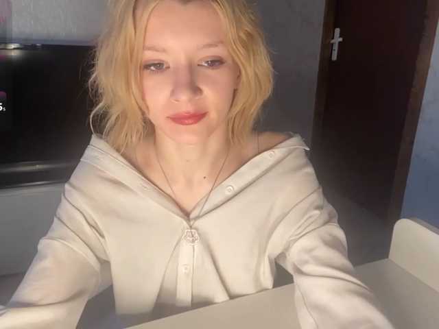 JorniChou live cam on BongaCams