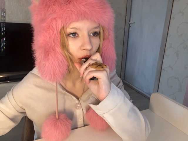 JorniChou live cam on BongaCams