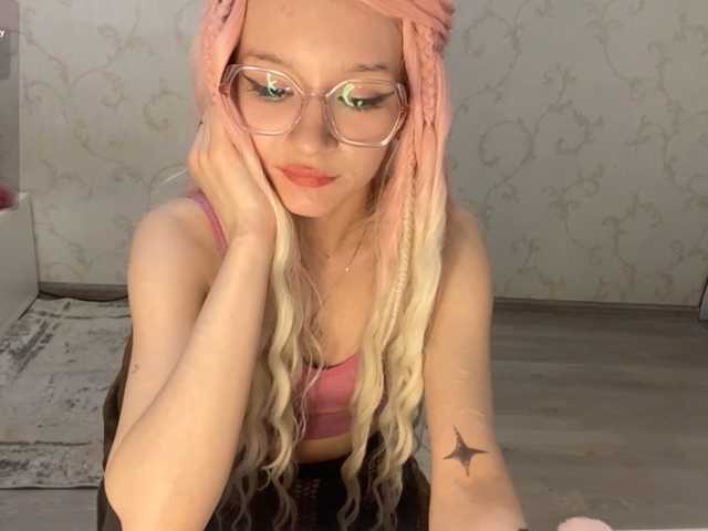 JorniChou live cam on BongaCams