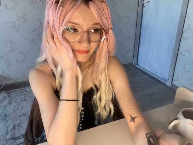 JorniChou live cam on BongaCams