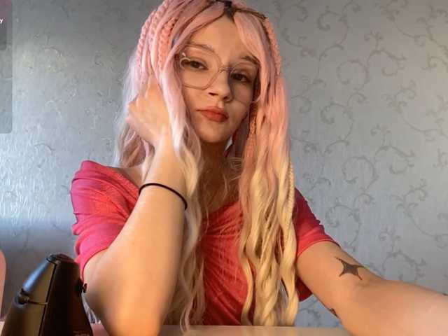 JorniChou live cam on BongaCams
