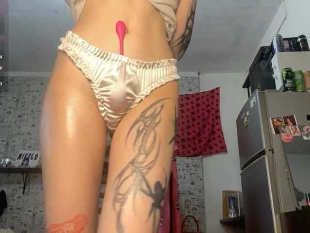 JorniChou live cam on BongaCams
