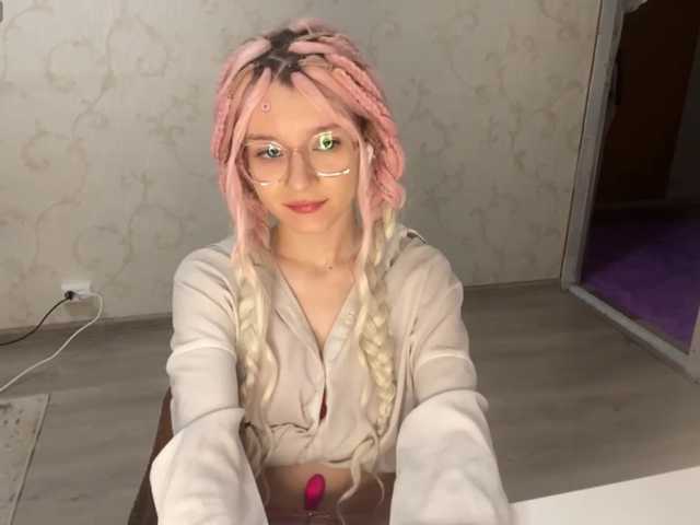 JorniChou live cam on BongaCams