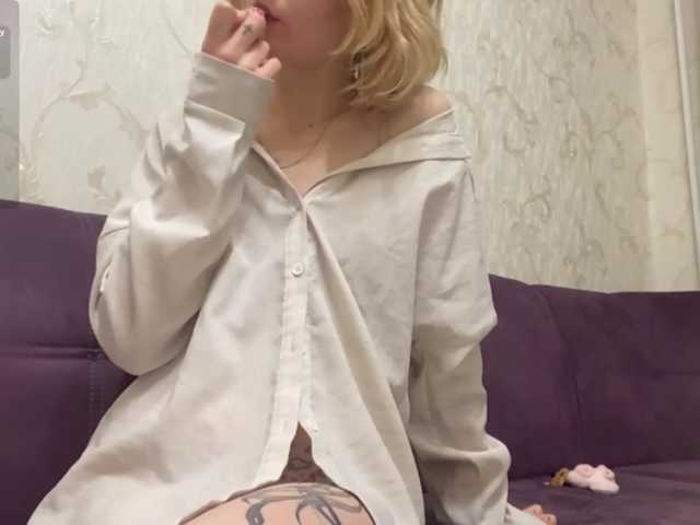 JorniChou live cam on BongaCams