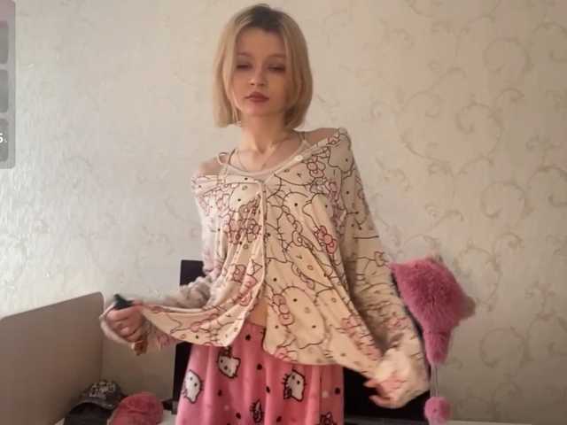 JorniChou live cam on BongaCams