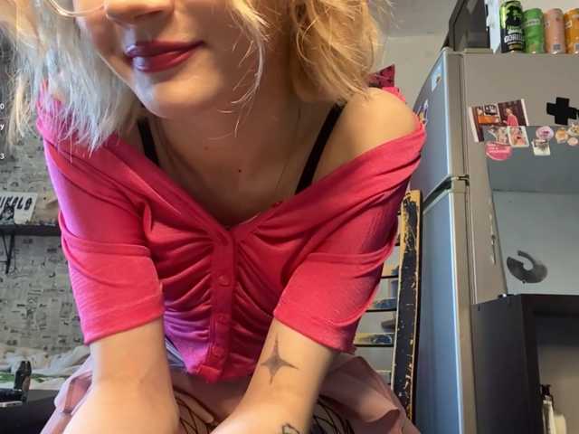 JorniChou live cam on BongaCams