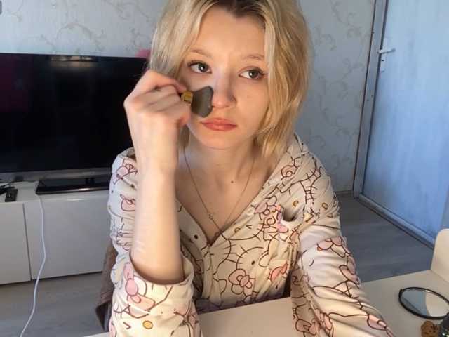 JorniChou, en directo ahora en BongaCams
