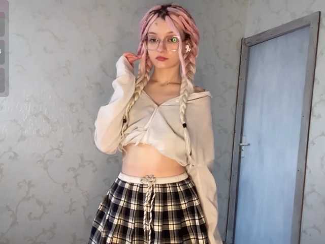 JorniChou live cam on BongaCams