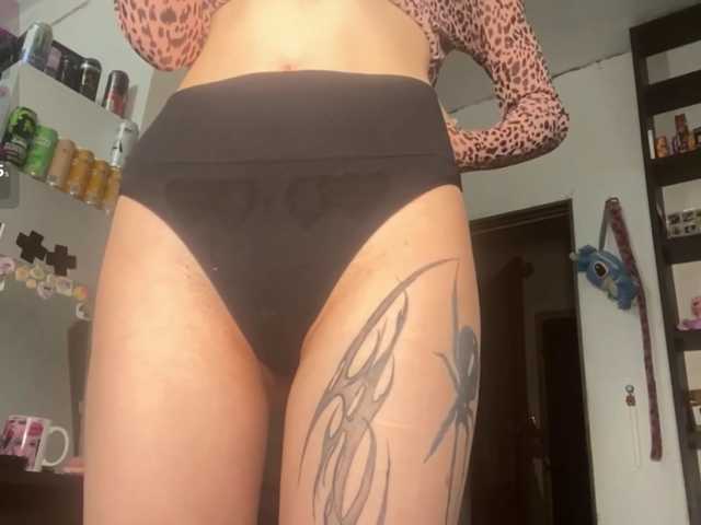 JorniChou live cam on BongaCams