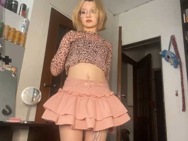 JorniChou live cam on BongaCams