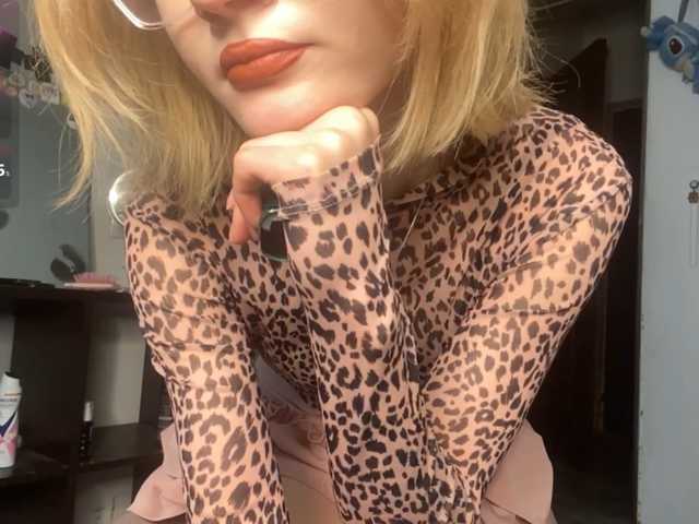 JorniChou live cam on BongaCams