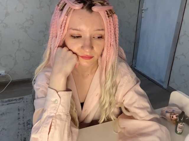 JorniChou live cam on BongaCams