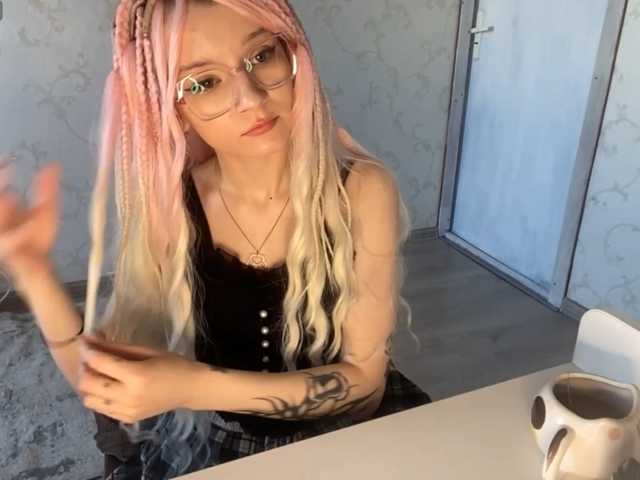 JorniChou live cam on BongaCams
