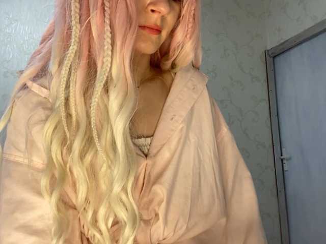 JorniChou live cam on BongaCams