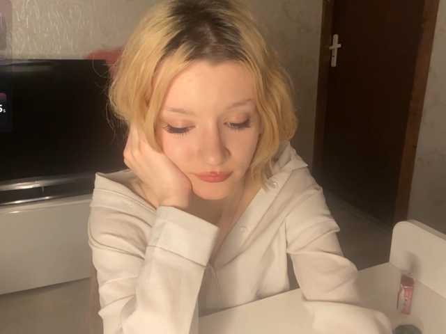 JorniChou live cam on BongaCams