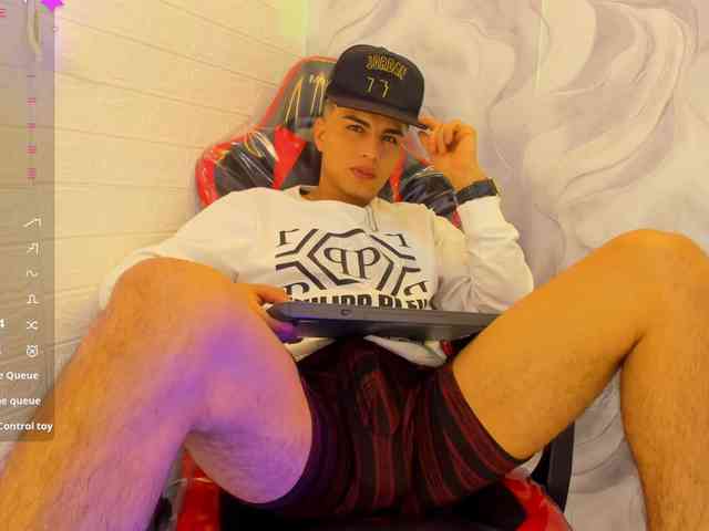 juangabriellel Live Webcam on BongaCams