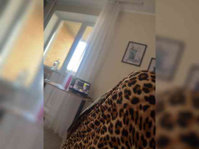 LoveCoupleSecret webcam