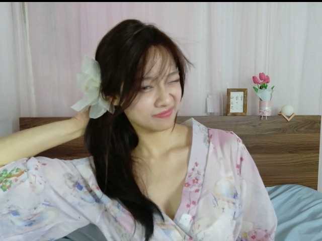 shyPinkGirl live cam on BongaCams