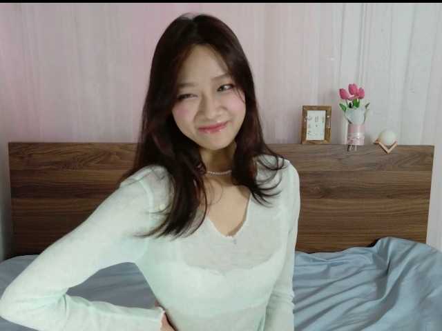 shyPinkGirl live cam on BongaCams