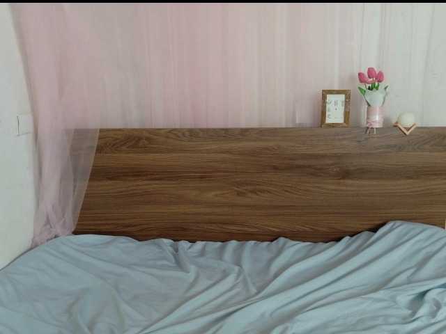 shyPinkGirl live cam on BongaCams