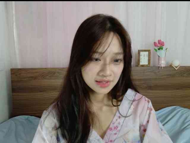 shyPinkGirl webcam