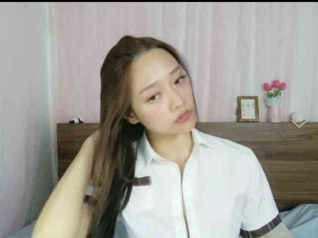 shyPinkGirl webcam