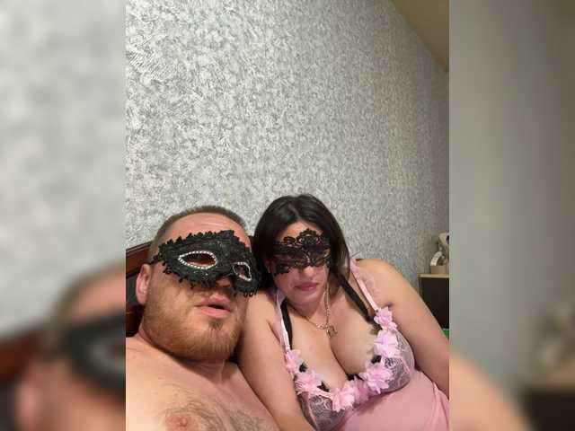 Vika-viktor live cam on BongaCams