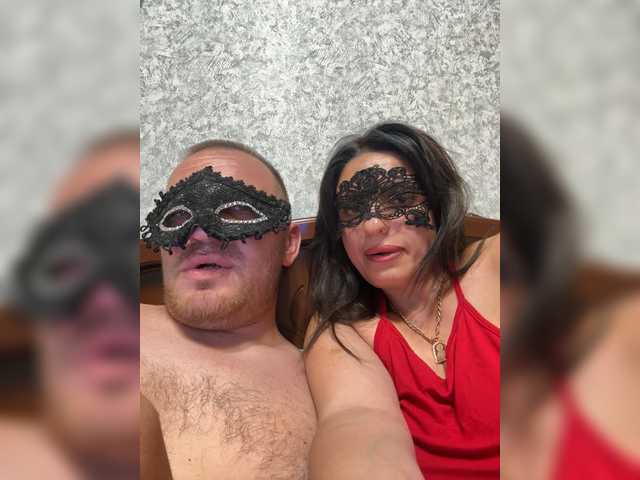 Vika-viktor live cam on BongaCams