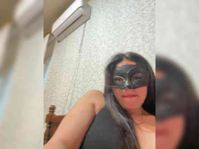 Vika-viktor Live Webcam on BongaCams