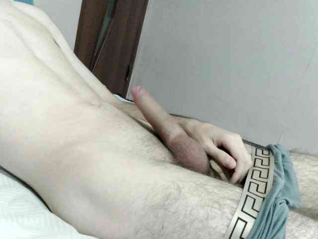 DimaB462 Live Webcam on BongaCams