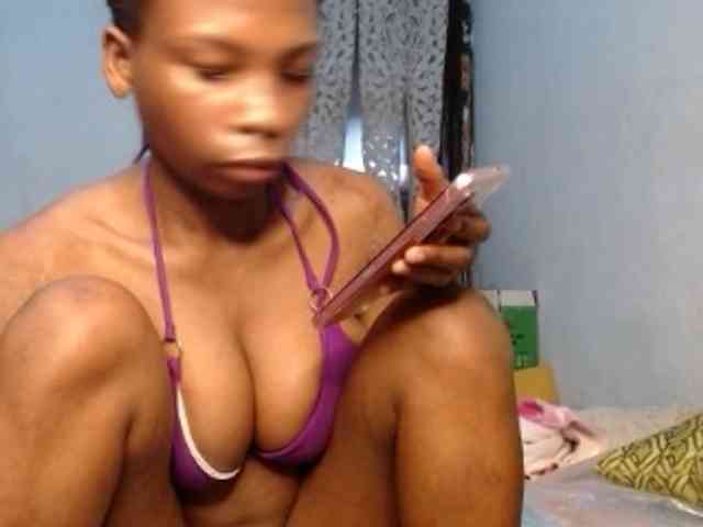 Hornyxpussy1 webcam