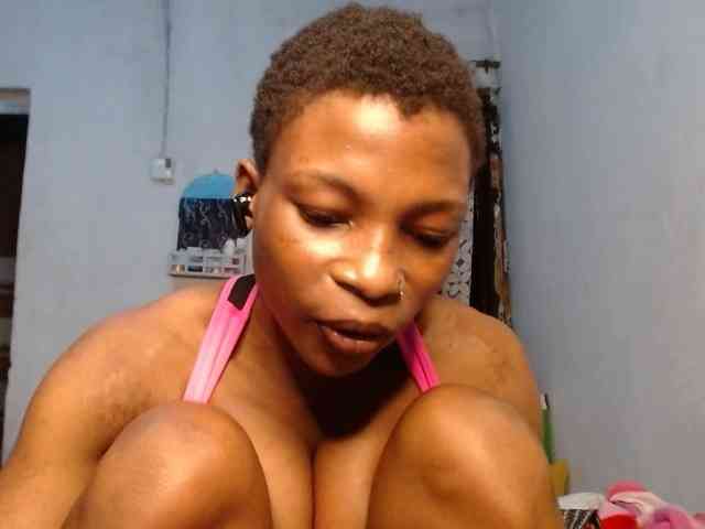 Hornyxpussy1 webcam