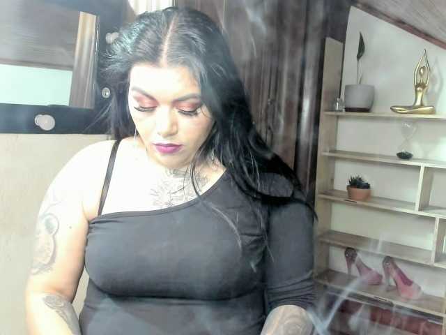 karlagreen live cam preview