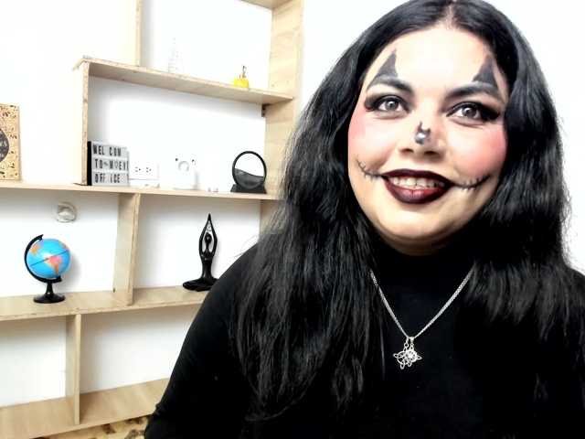 karlagreen live cam on BongaCams