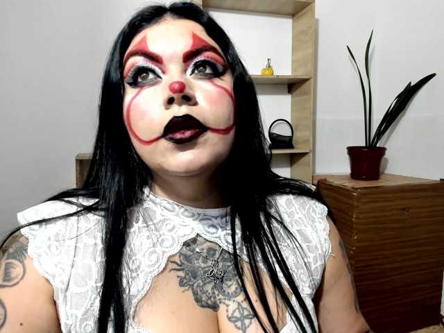 karlagreen live cam preview