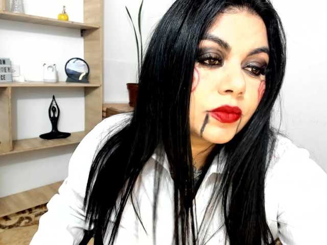 karlagreen live cam on BongaCams